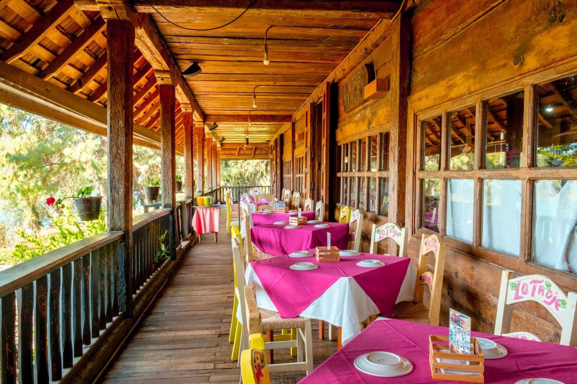 Zirahuen Forest And Resort 외부 사진